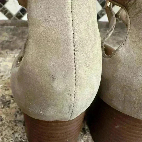 Antonio Melani Brown Suede Leather Tie Heels Pumps Ladies size 9.5 Cottagecore - Picture 2 of 9